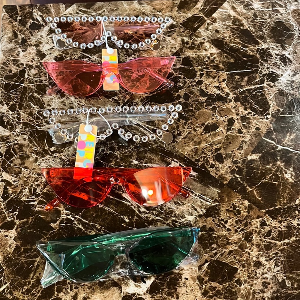 These sunglasses are one size fits all.